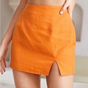 Cute mini skirt with side slit